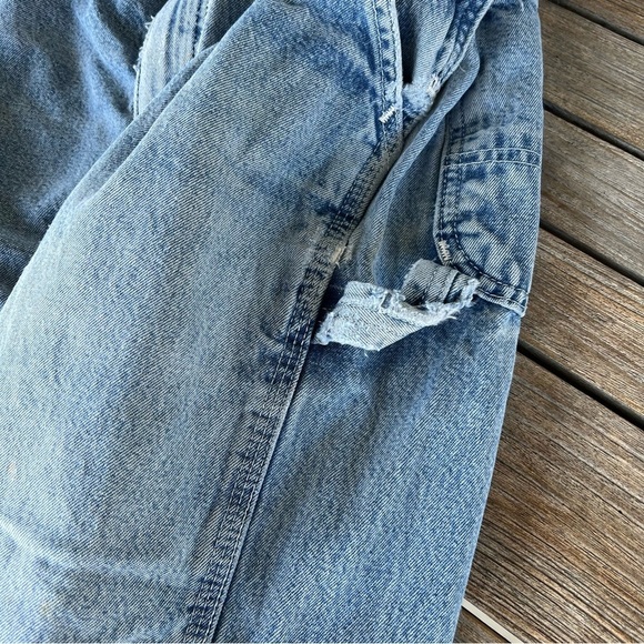 Vintage Carhartt Denim Bib Overalls Thrashed Destroyed Work Grunge 38x27 READ - Picture 9 of 16